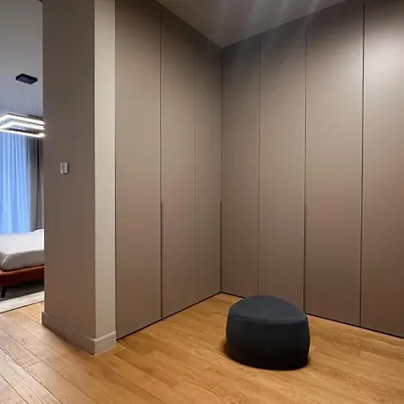 Central Luxury 4 Beedrooms София